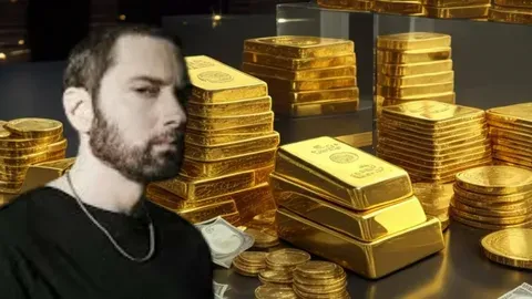 Eminem Net Worth 2025: Income, Wealth & Assets Revealed
