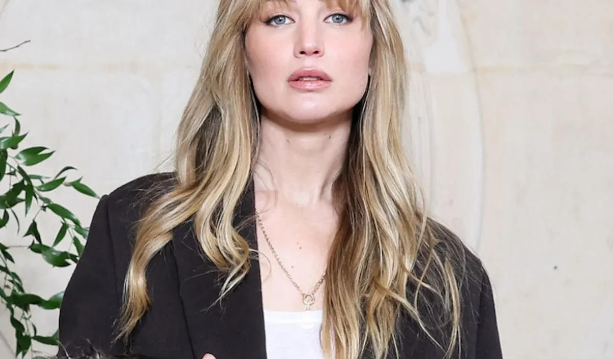 Jennifer Lawrence Net Worth 2026: Income, Salary & Assets